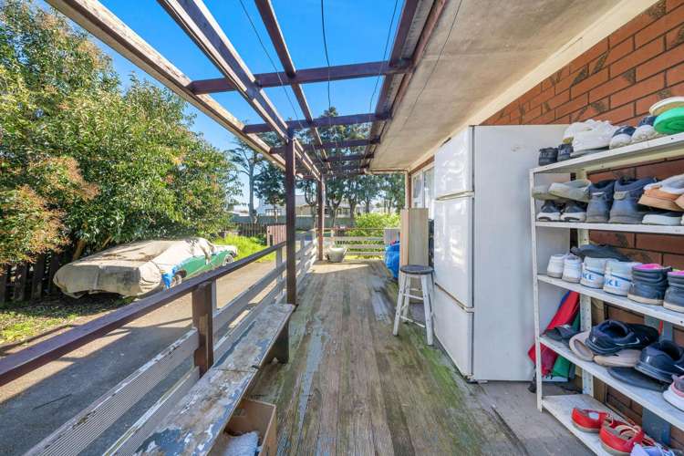 16 Vimy Place Mangere_10