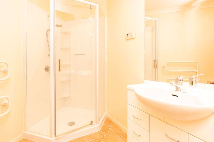 25 Limousin Place Grandview Heights_19