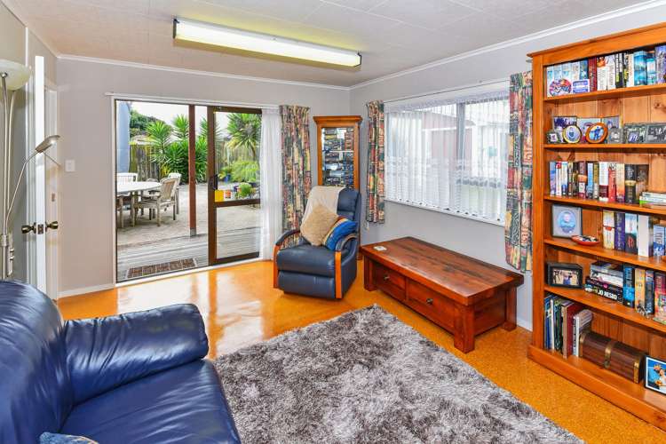 10 Campbell Place Papakura_12