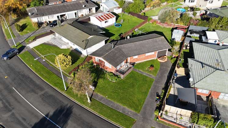 122 Benmore Avenue_1
