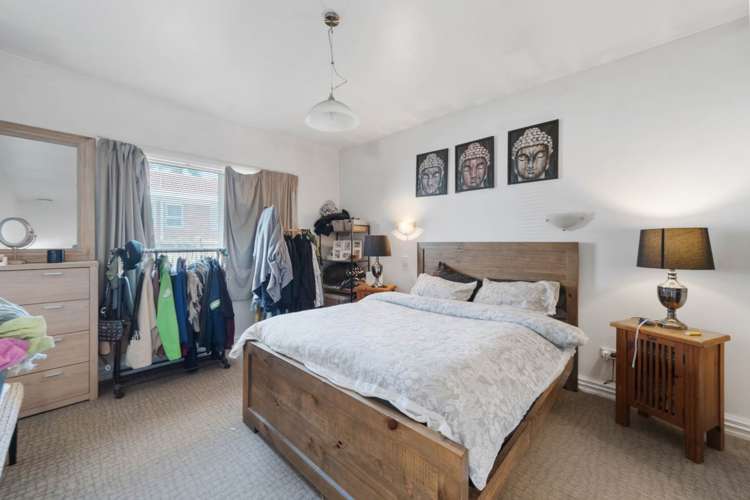 2/2 Plane Street Avondale_8