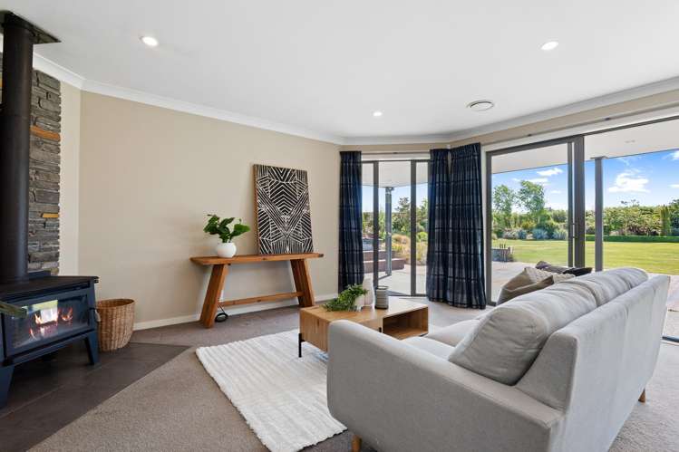 70 Stott Drive Darfield_7