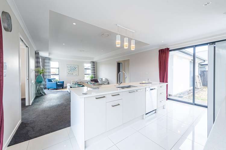 8 Contrail Street Wigram_13