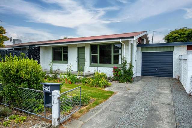 2/4 Mckenzie Street Geraldine_3