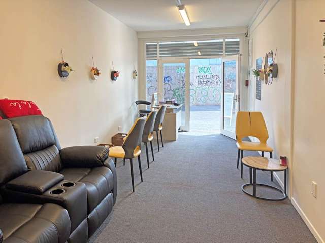 Unit 1/25 Mayfair Place Glen Innes_2