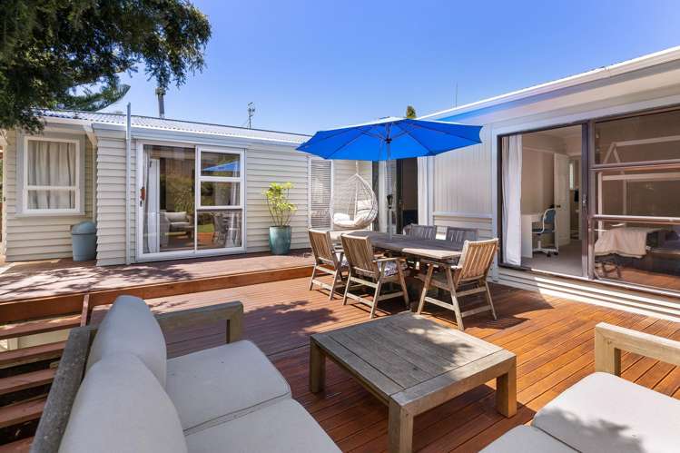 70 Fairclough Road Beach Haven_10