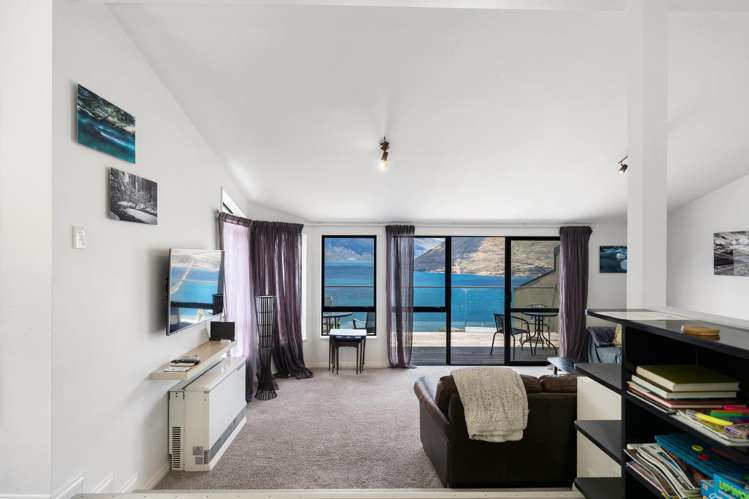 6b Scott Place Fernhill/Sunshine Bay_9