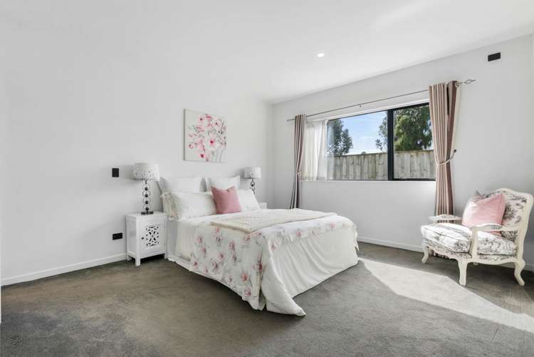 14 Leebank Crescent Riverhead_20