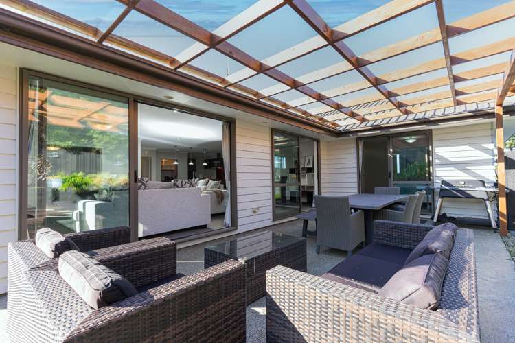 19 Galea Grove Kelvin Grove_18