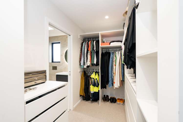 375 Herbert Street Windsor_13