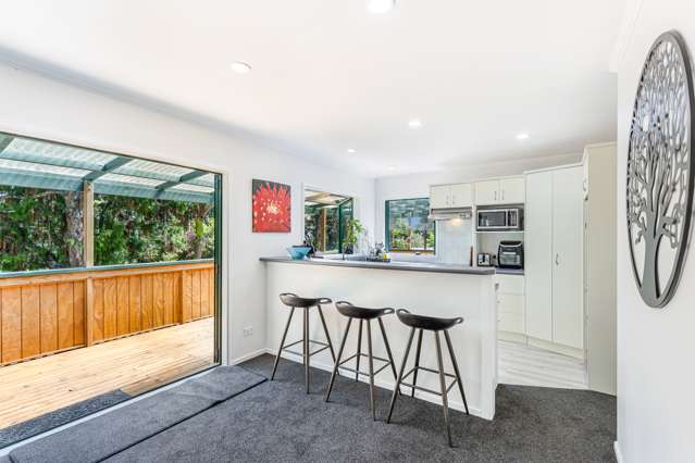 92 Scenic Drive Titirangi_1