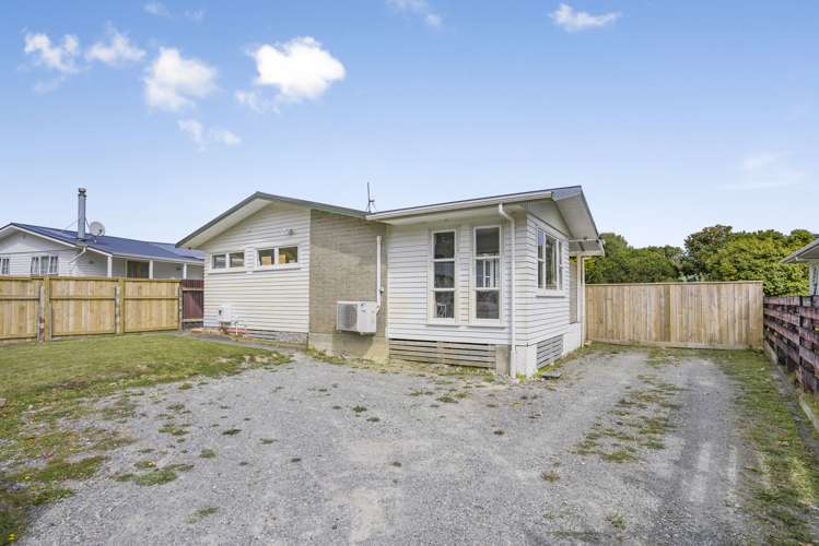 17 Berkeley Road Wainuiomata_15