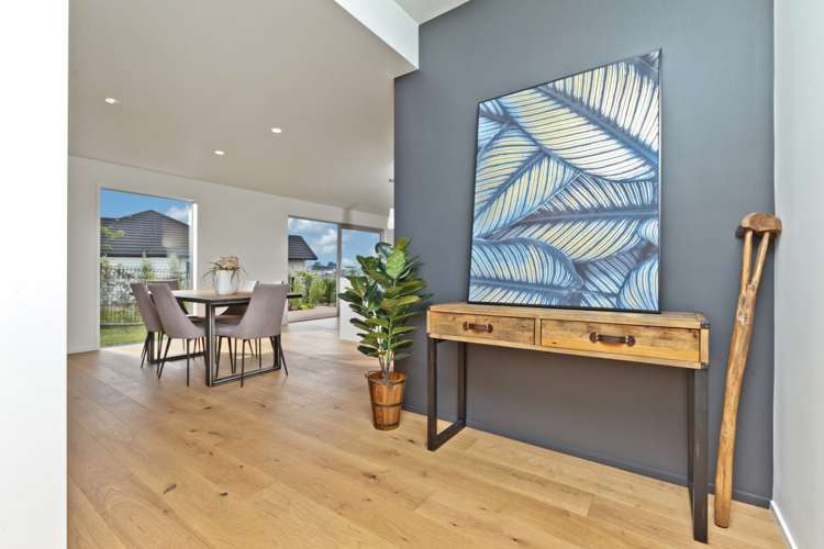 86 Colonial Drive Silverdale_18