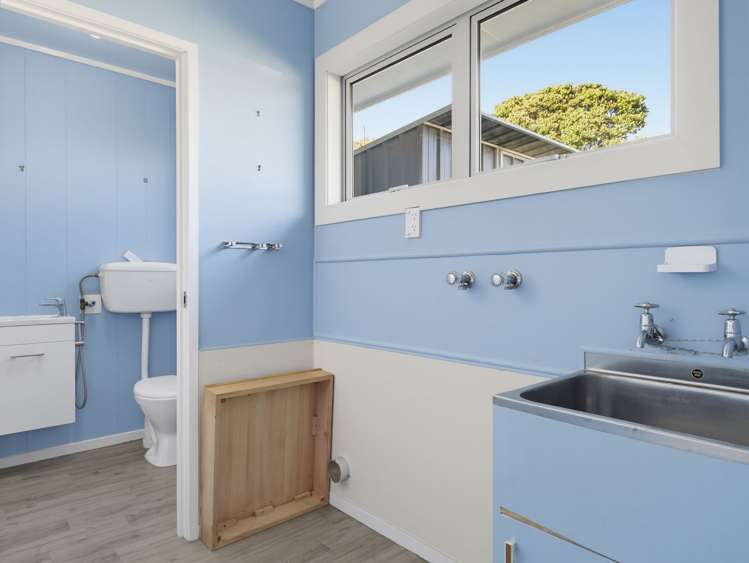 2b/66 Ocean Road Ohope_13