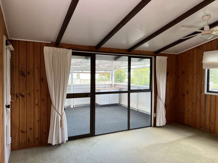 60a Beach Road Mellons Bay_14