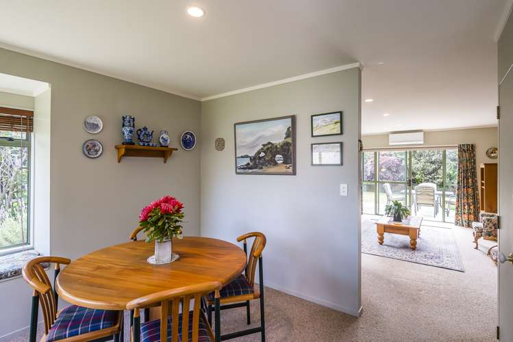 15 Beachwater Grove Paraparaumu Beach_4