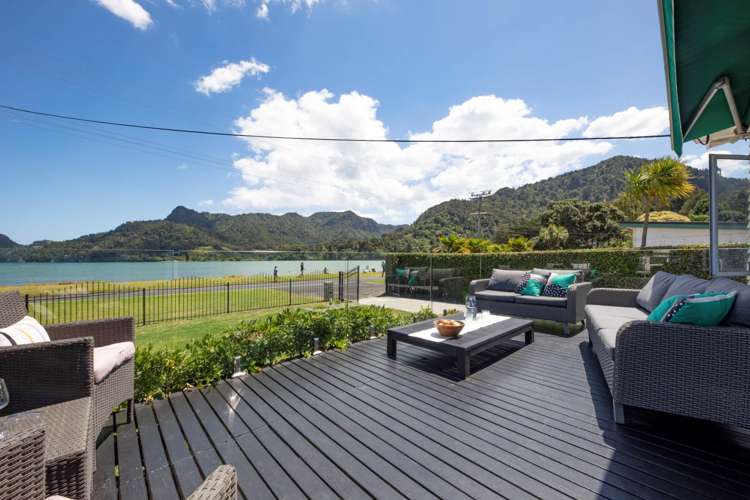 1214 Huia Road Huia_12