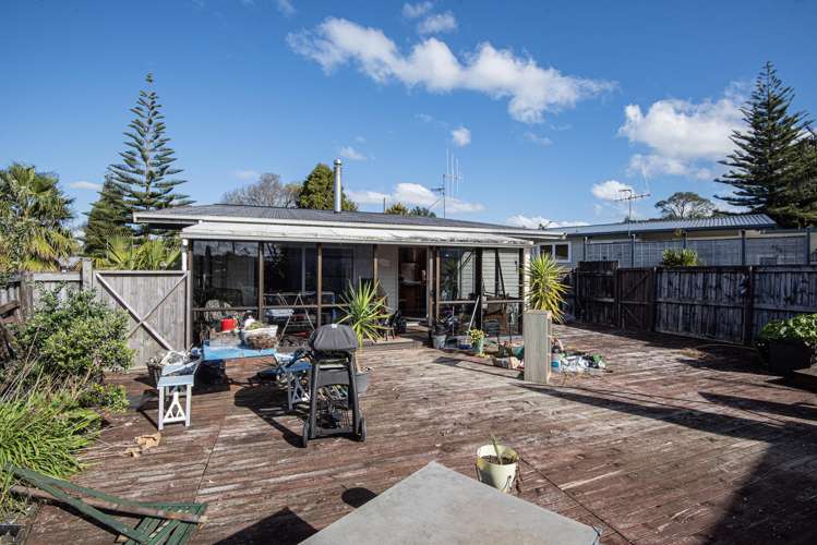 24 Manapouri Street Tikipunga_12