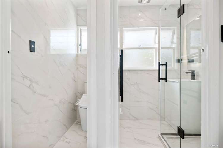 1/11 Tonkin Drive Sunnynook_9