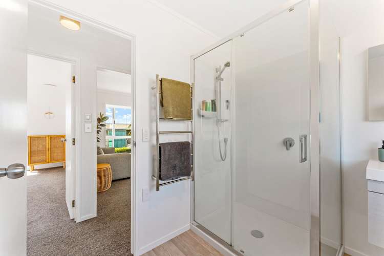 10 Hinemoa Place Snells Beach_11