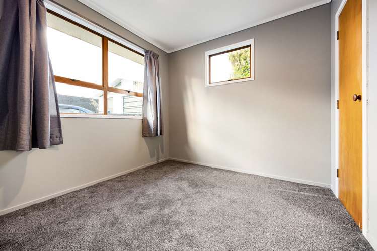 15 Splitt Avenue Glenview_9