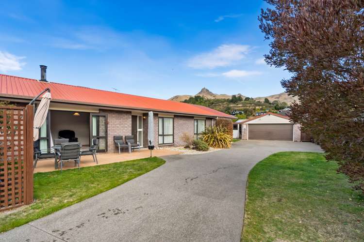 53 Laing Crescent Heathcote Valley_16