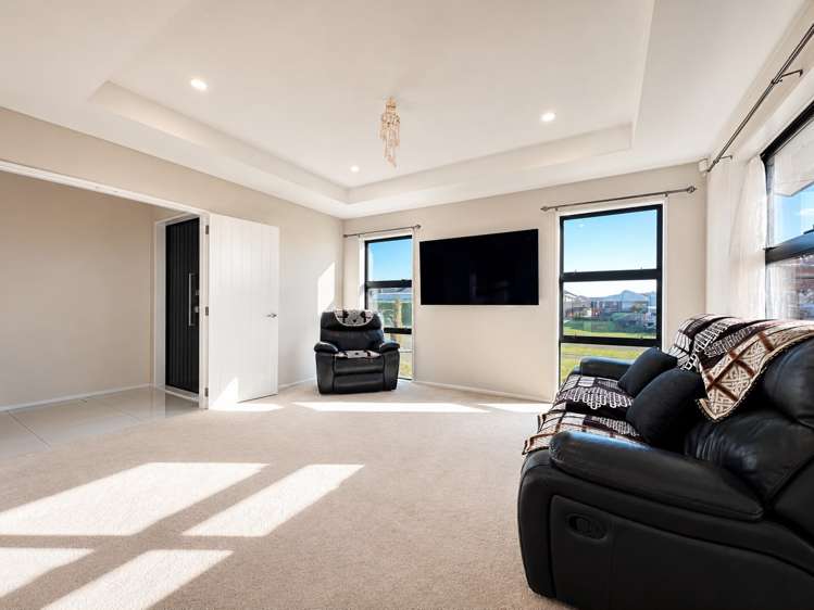 5 Dahlia Drive Wigram_15