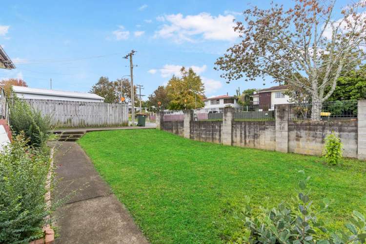 2/1 Ribblesdale Road Henderson_14