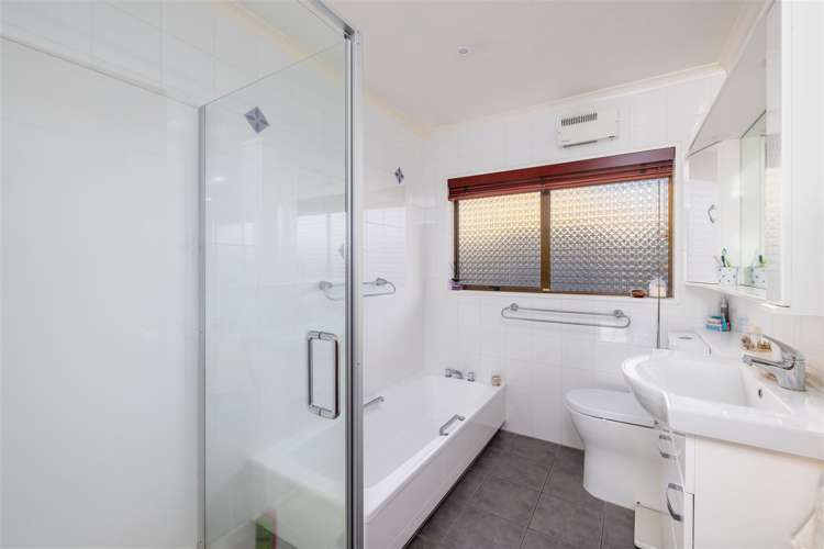 8 Elvira Court Bishopdale_13