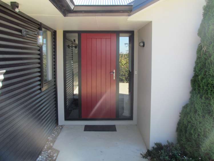 9a Racecourse Road Winton_12