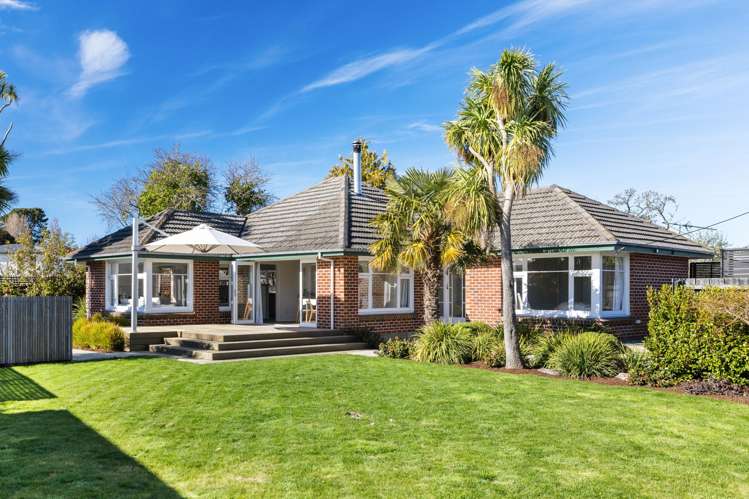 27 Barclay Place Burwood_20