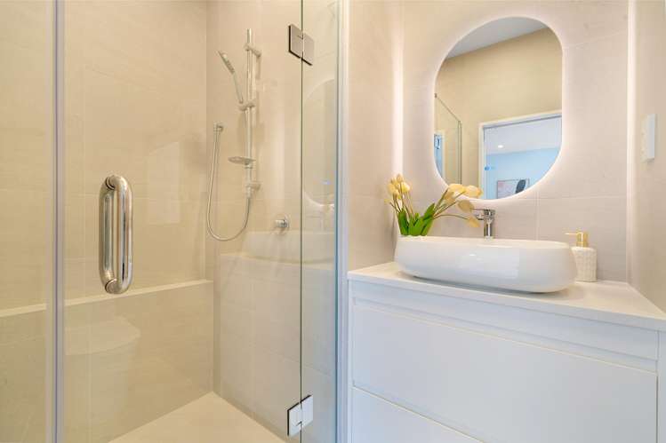 10A Kotiu Place Massey_10