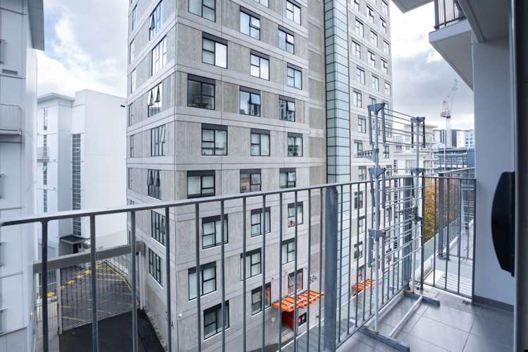 704/11 Liverpool Street Auckland Central_9