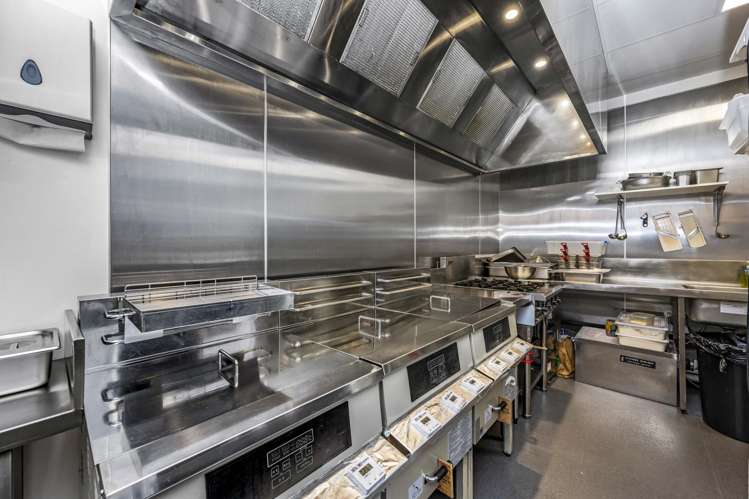 135 Atkinson Avenue Otahuhu_13