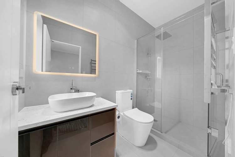 12 Uru Drive Flat Bush_12