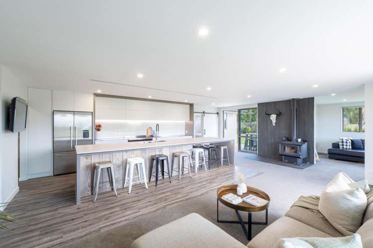 214 Findlay Road Ascot_6