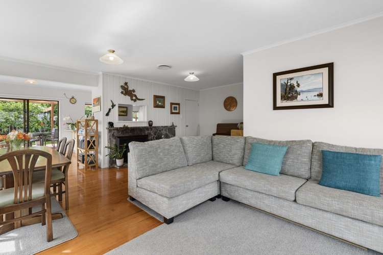 25 Matua Road Matua_2