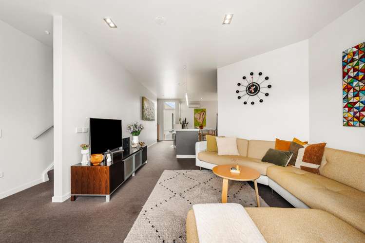 10 Fallowfield Avenue Mount Victoria_11