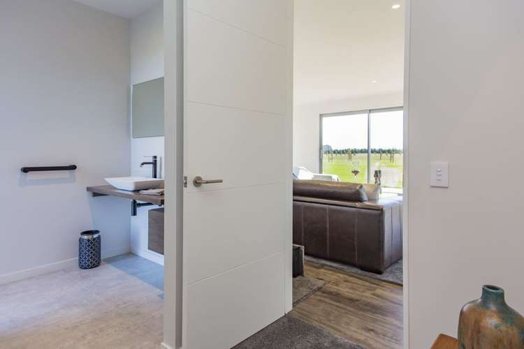 4/456 Curraghs Road West Melton_27