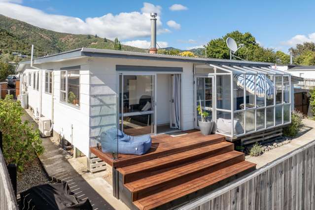 321 Waikawa Road Waikawa Bay_2