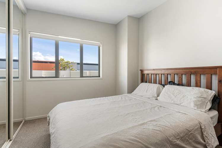 47/21 Hunters Park Drive Three Kings_7