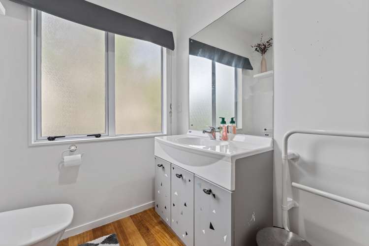 23d Jelas Road Red Beach_14