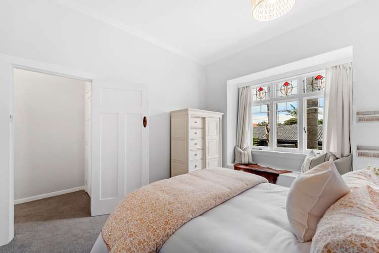 1/7 Seaview Avenue Northcote_12