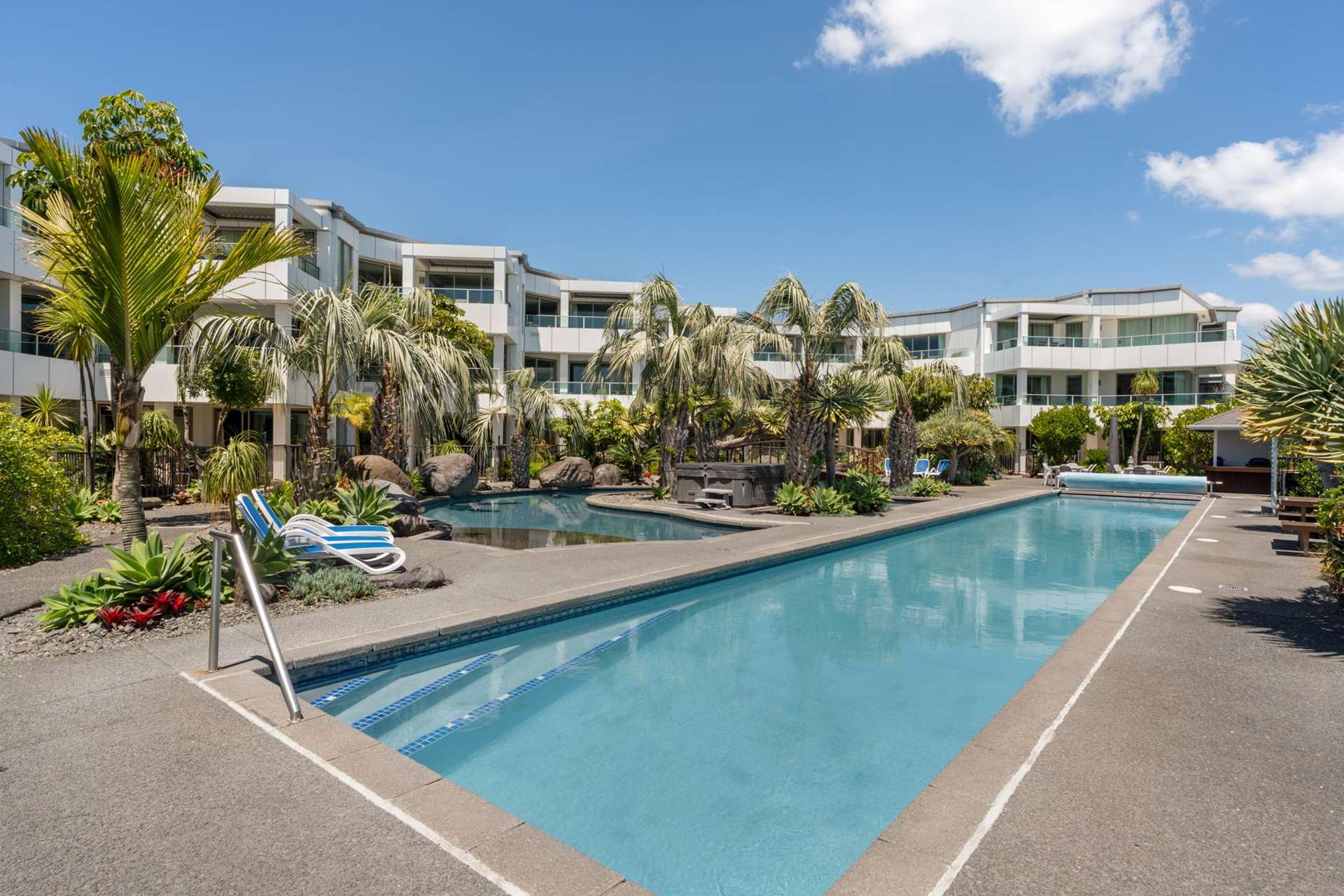 111/136 Marine Parade Mt Maunganui_0