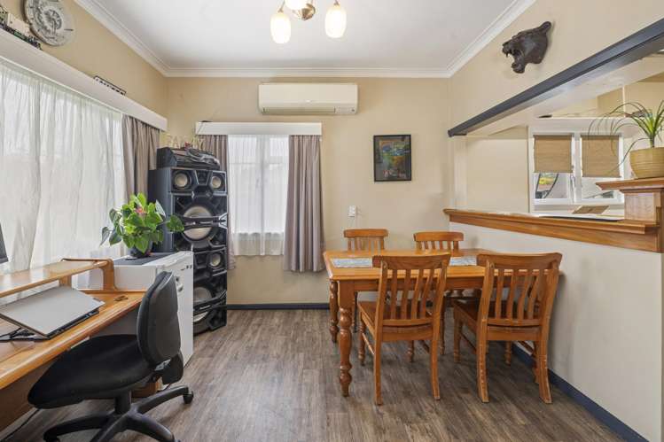 24 and 24A Shirley Street Mangakakahi_5