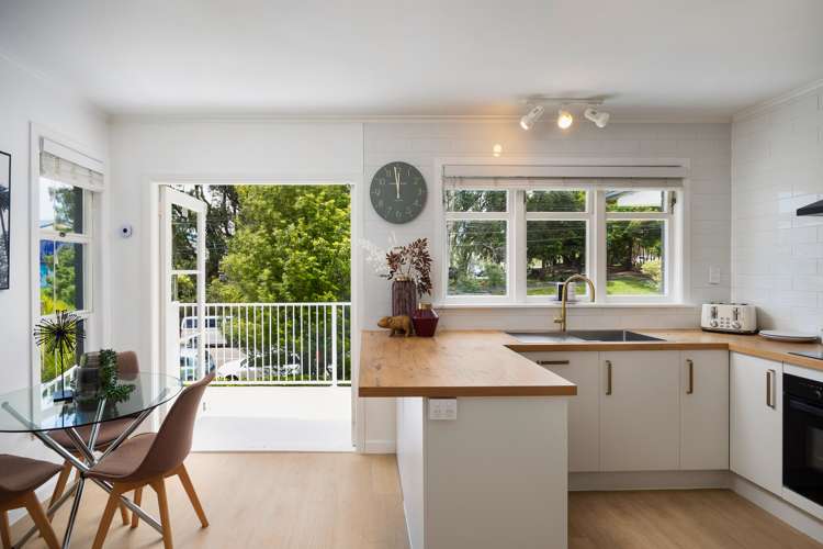 55 Alberton Avenue Mount Albert_9