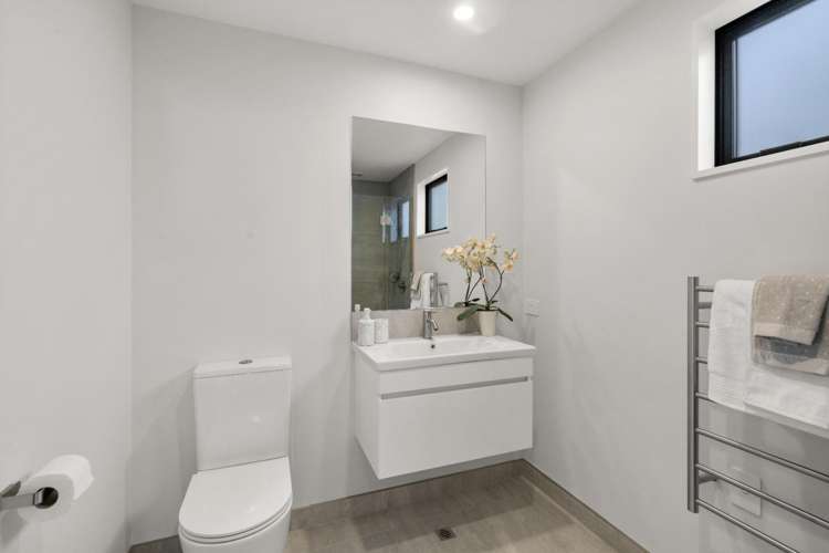 2/9 Innes Road 1544_11