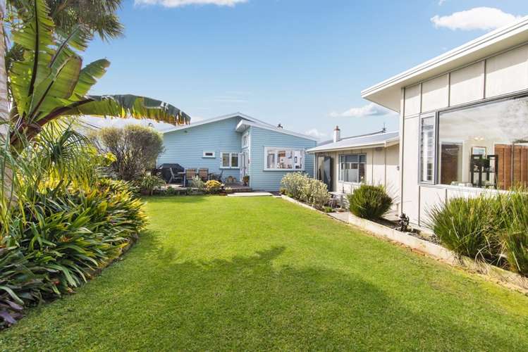 74 Huia Road Point Chevalier_11