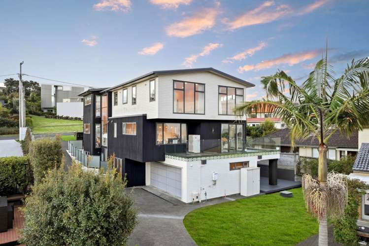 1A Churchill Road Murrays Bay_1