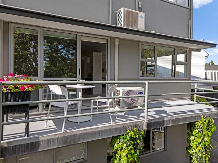 4/17 Cathedral Place Parnell_9